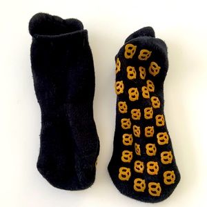 The Bar Method Grip Pretzel Bar Socks